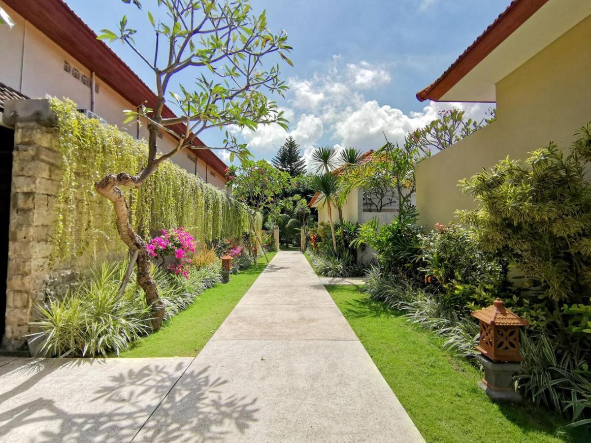 Kuta Puri Bungalows, Villas And Resort Dış mekan fotoğraf