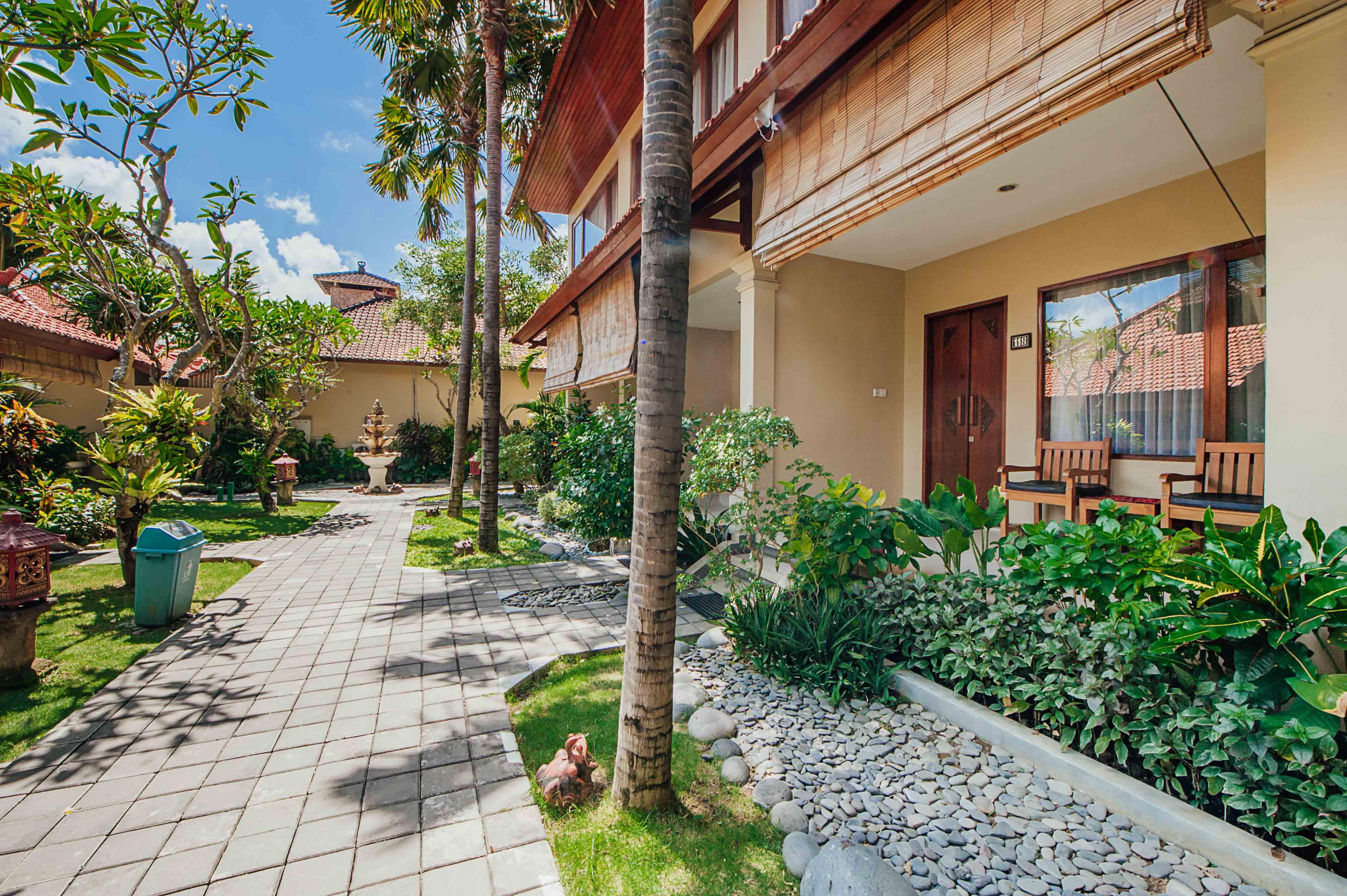 Kuta Puri Bungalows, Villas And Resort Dış mekan fotoğraf