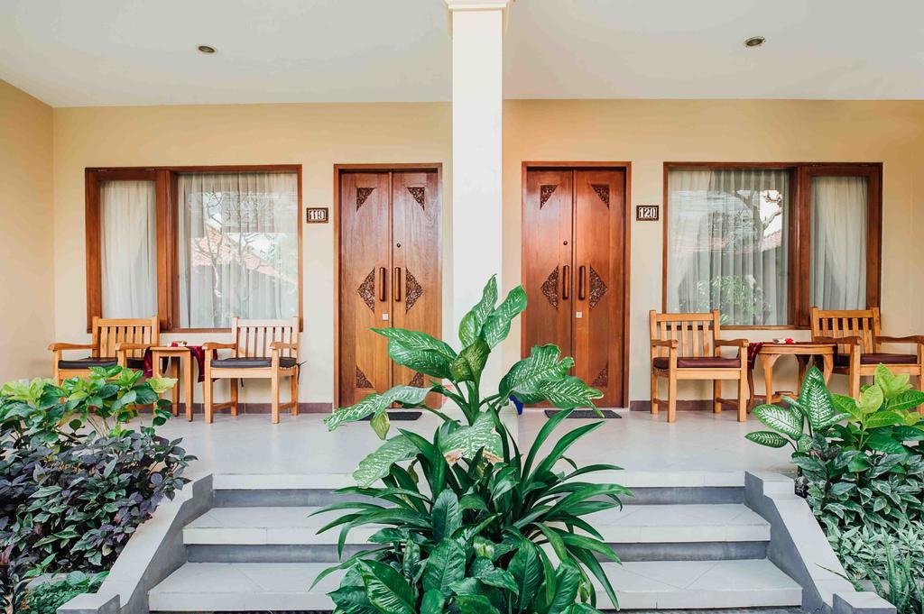 Kuta Puri Bungalows, Villas And Resort Dış mekan fotoğraf